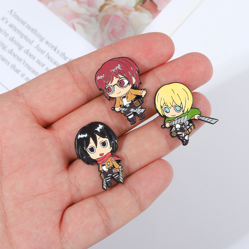 Eren Chibi Email Pins Custom M - Levi Jewelry & Watches Inc recensie en prijs