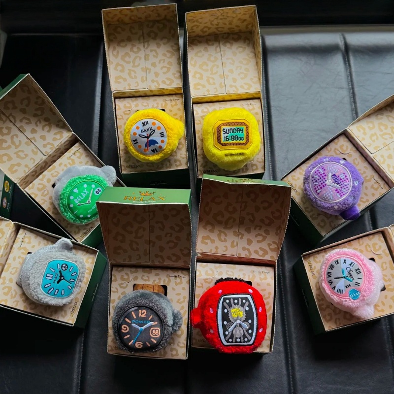 Op voorraad Pop Sunday Pluche  - Jewelry And Watches recensie en prijs