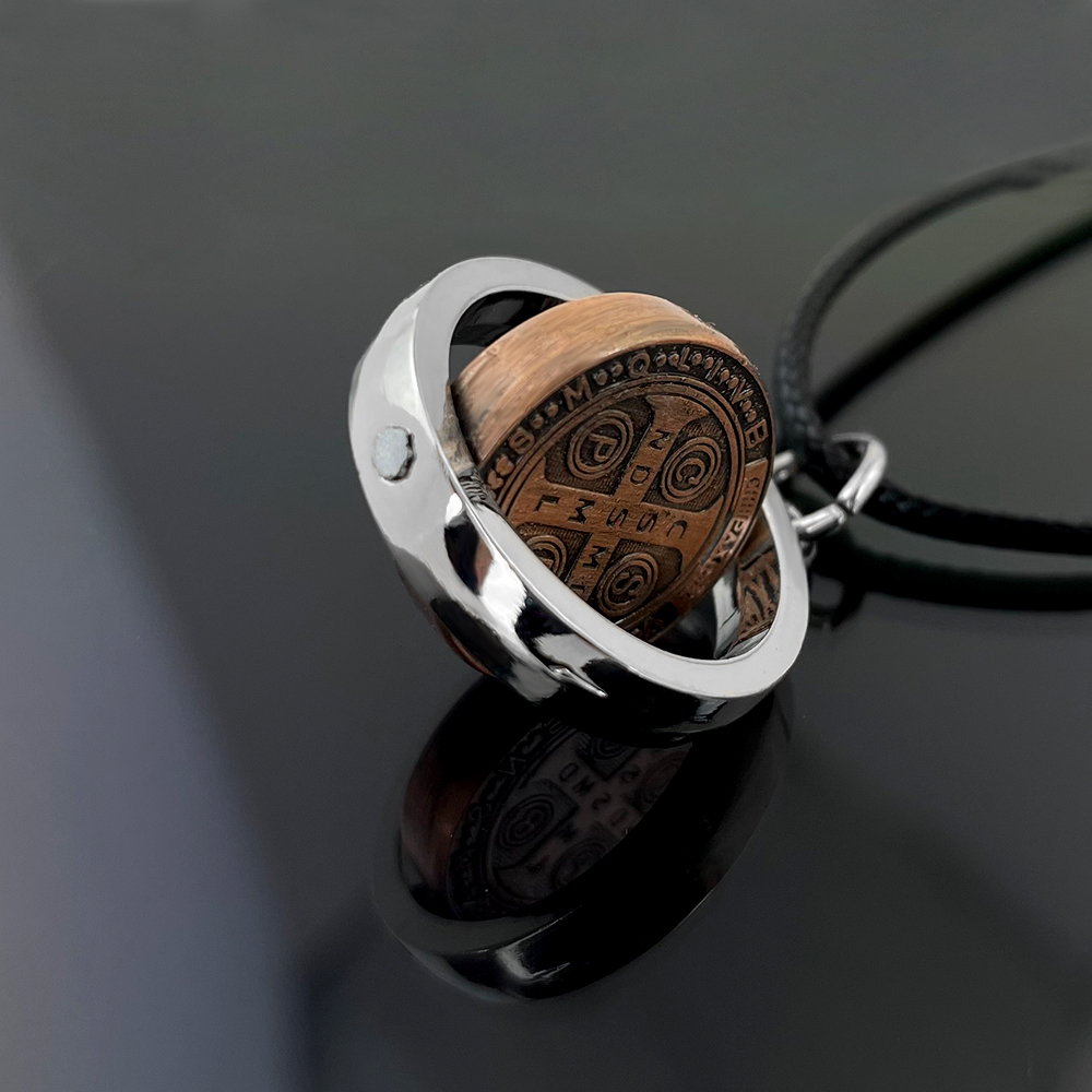 Nieuwe St. Benedictus Medaille - Jewelry & Watches Spółka Z Ograniczoną Odpowiedzialnością Sp Z Oo recensie en prijs