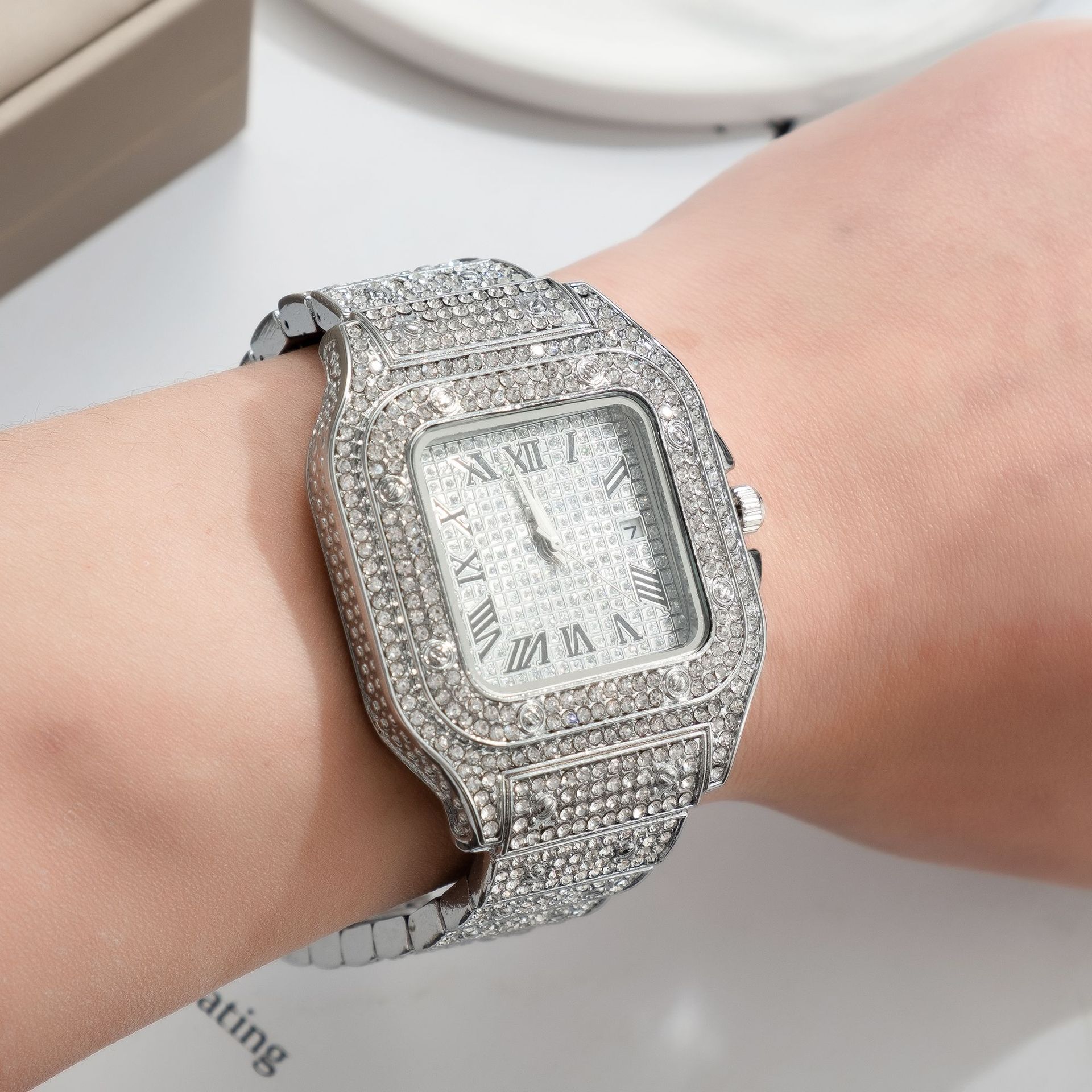 UTHAI L77 Horloge voor heren M - Cartier Watch Tank recensie en prijs