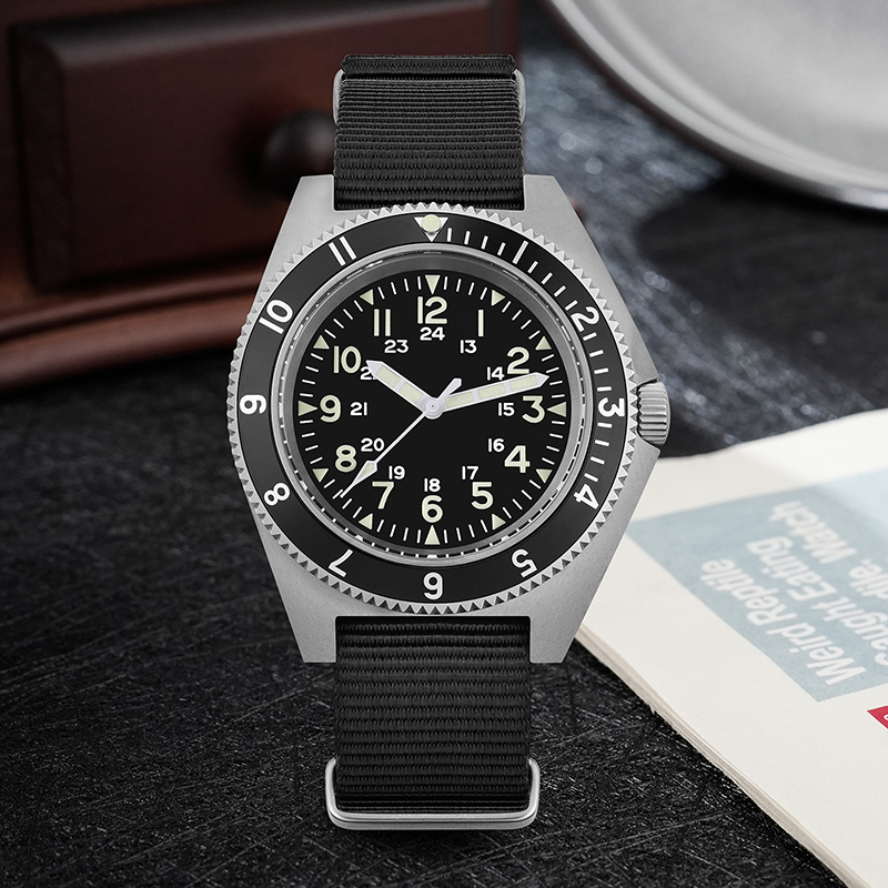 Watchdives WD1972 Quartz Horlo - Jewelry And Watches recensie en prijs